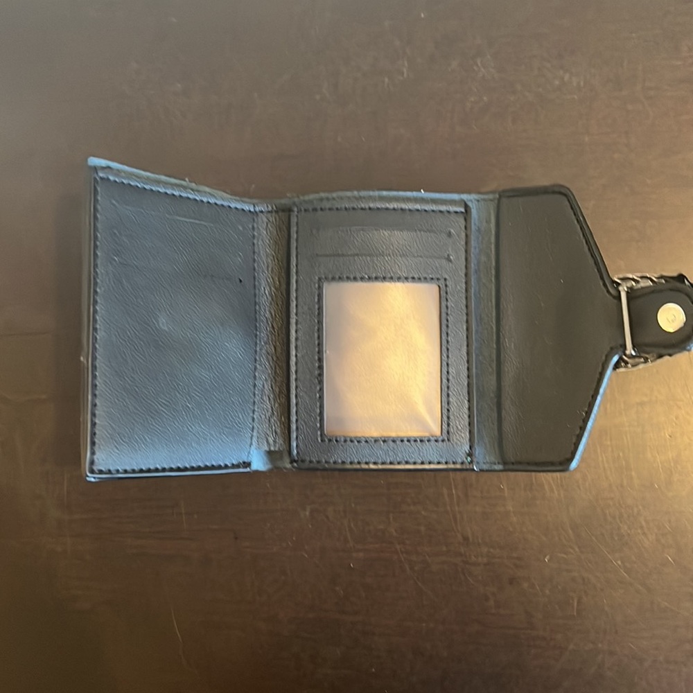 Dark Green Fancy Buckle Wallet - Picture 3 of 3